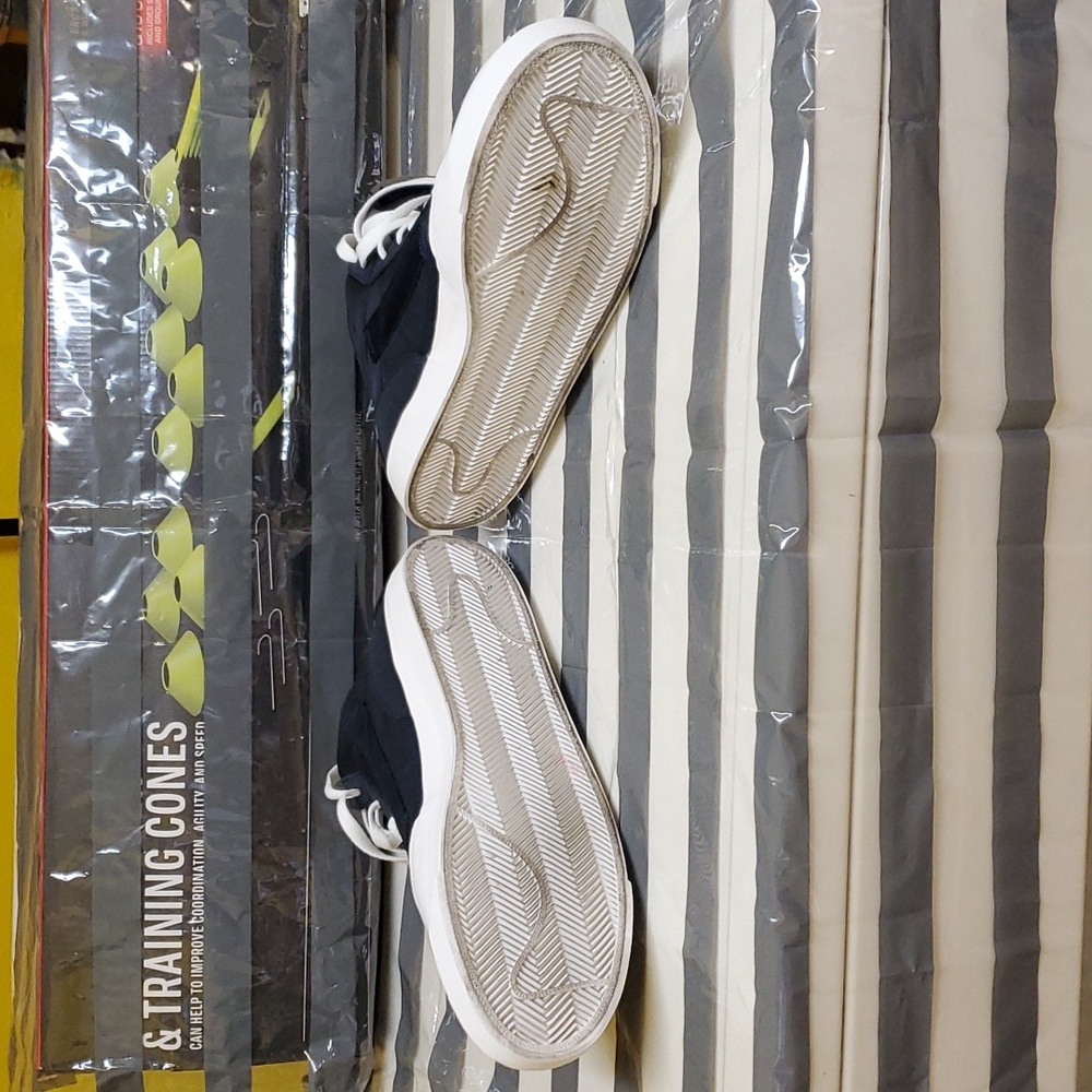 Nike Drop-Type Mid - Picture 3 of 5